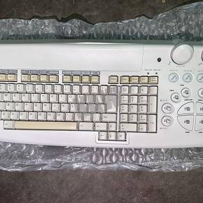 販売中 BSX74-2564-02 Keyboard